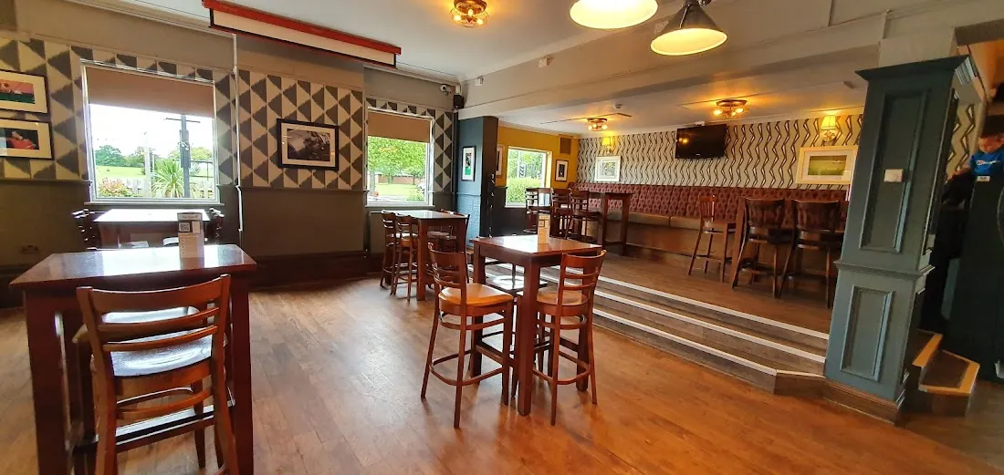 The Lion Sports Bar & Grill